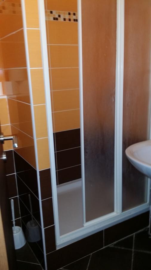Aparthotel Kamzik Доновали Екстериор снимка
